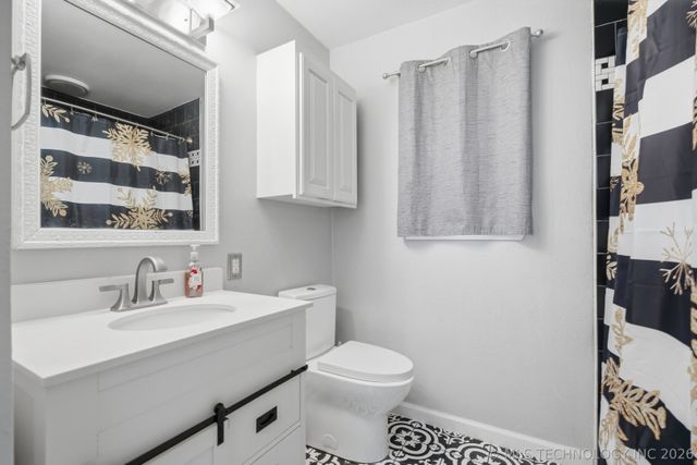 1007 S Choctaw Place, Claremore, OK 74017