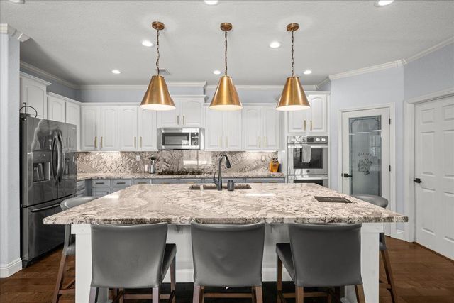 6905 Arianna Ct, Elk Grove, CA 95757