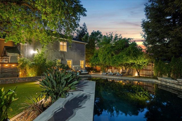 6905 Arianna Ct, Elk Grove, CA 95757