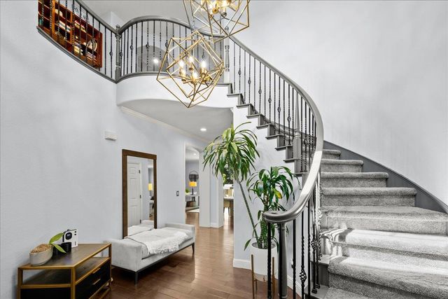 6905 Arianna Ct, Elk Grove, CA 95757