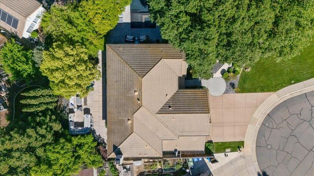 6905 Arianna Ct, Elk Grove, CA 95757