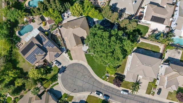 6905 Arianna Ct, Elk Grove, CA 95757