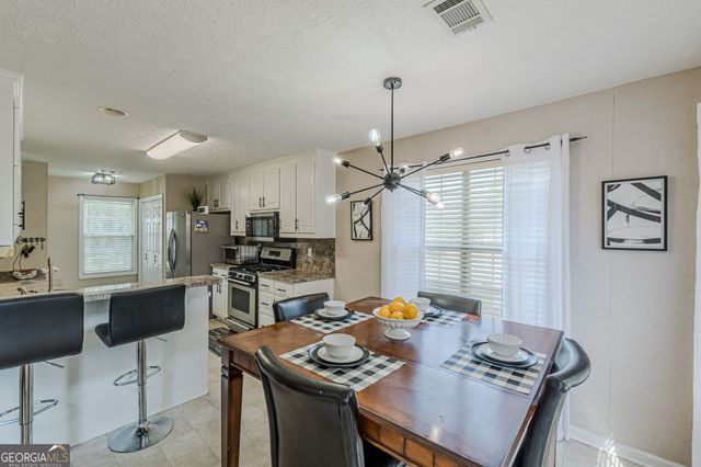 2212 Brandon Lane SW, Conyers, GA 30094