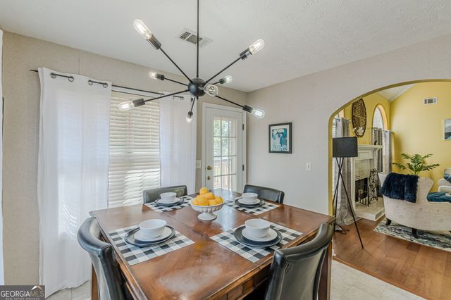 2212 Brandon Lane SW, Conyers, GA 30094