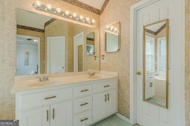 2212 Brandon Lane SW, Conyers, GA 30094