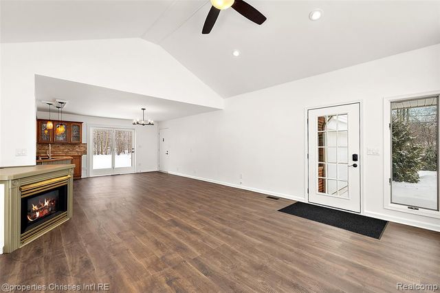 19600 Marilyn Street, Northville, MI 48167