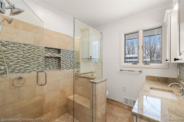 19600 Marilyn Street, Northville, MI 48167