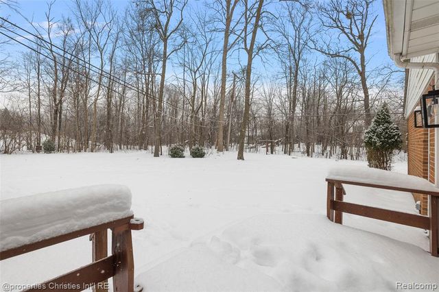 19600 Marilyn Street, Northville, MI 48167