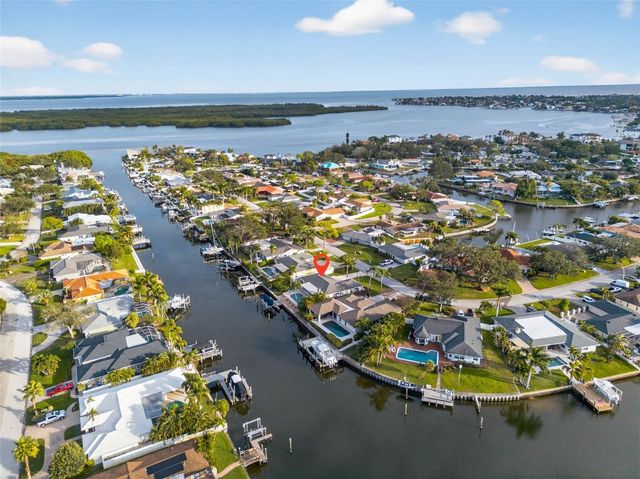 1963 TANGLEWOOD DRIVE NE, St Petersburg, FL 33702