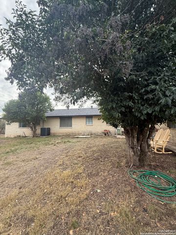 3394 Junction Hwy - B, Ingram, TX 78025