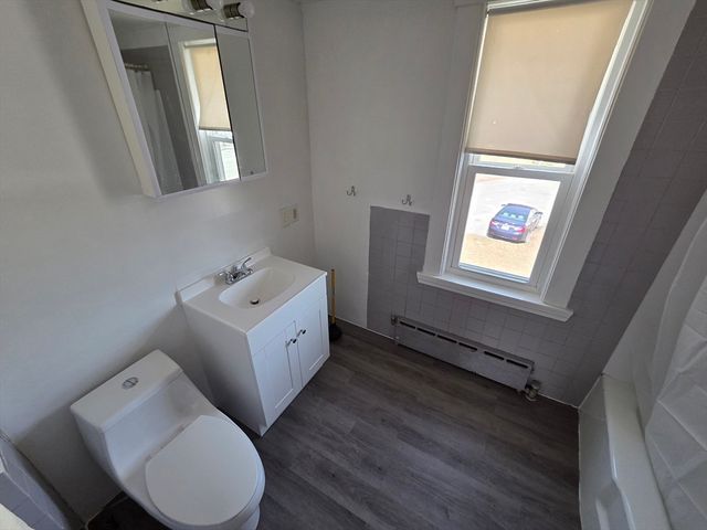1260 Grafton St, Worcester, MA 01604