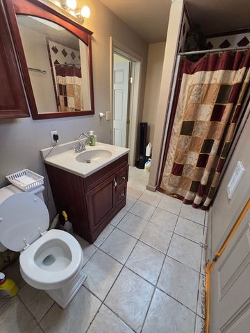 1260 Grafton St, Worcester, MA 01604