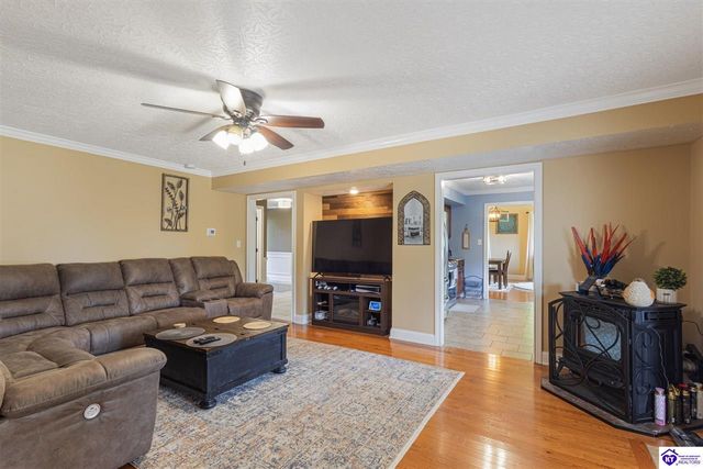 200 Carey Lane, Elizabethtown, KY 42701