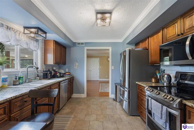 200 Carey Lane, Elizabethtown, KY 42701