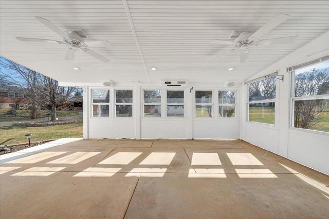 753 Plantation CIR, Roanoke, VA 24019