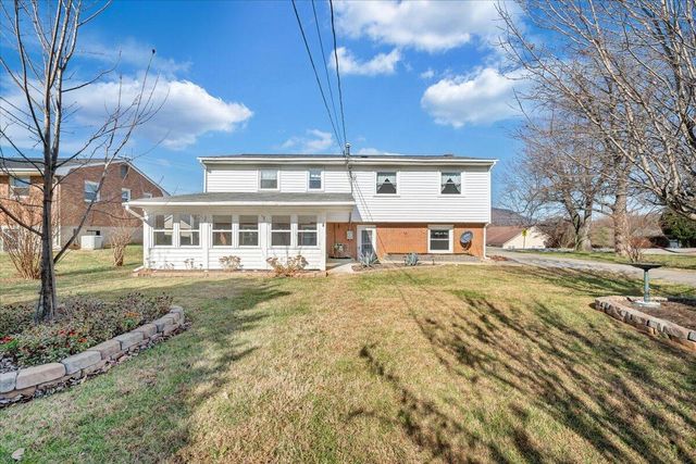 753 Plantation CIR, Roanoke, VA 24019