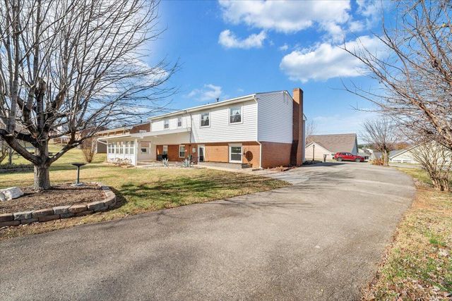 753 Plantation CIR, Roanoke, VA 24019