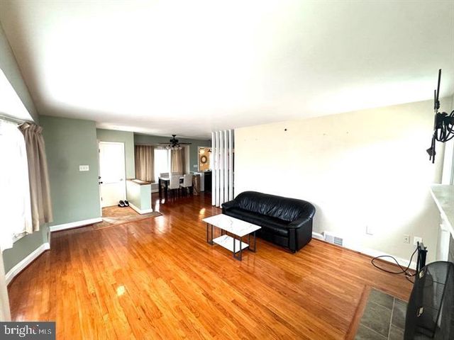 209 MOUNTAIN RD, Linthicum Heights, MD 21090