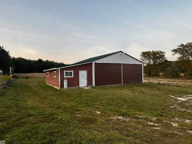 14830 Dudley Road, Lynn, MI 48097