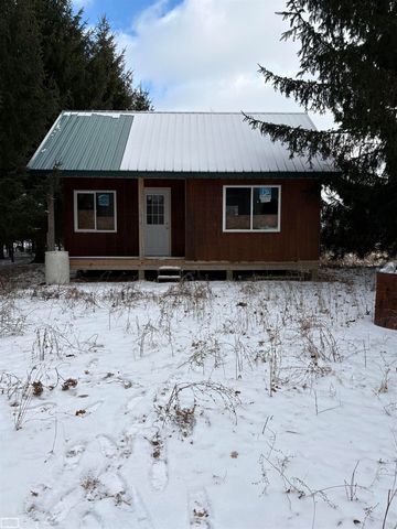 14830 Dudley Road, Lynn, MI 48097