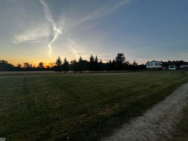 14830 Dudley Road, Lynn, MI 48097