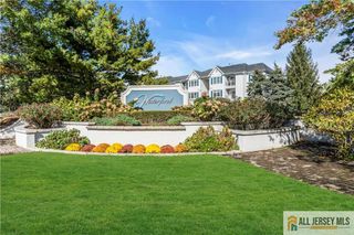 1237 Waterford Drive 1237, Edison, NJ 08817