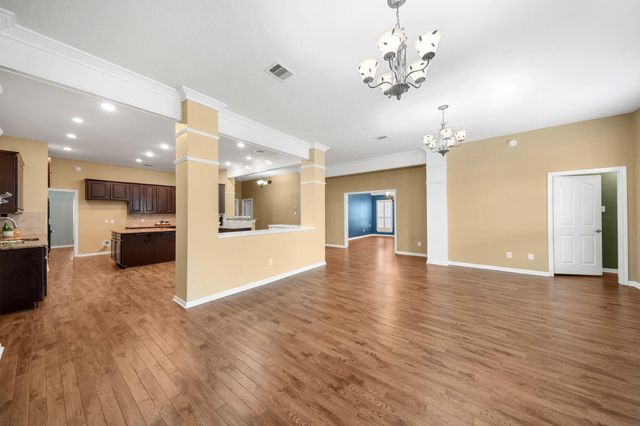 6803 Amistad Court, Manvel, TX 77578