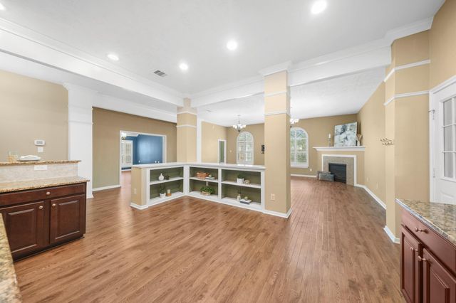 6803 Amistad Court, Manvel, TX 77578