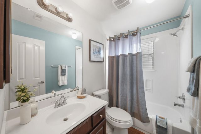 6803 Amistad Court, Manvel, TX 77578