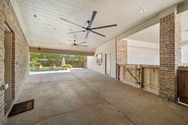 6803 Amistad Court, Manvel, TX 77578