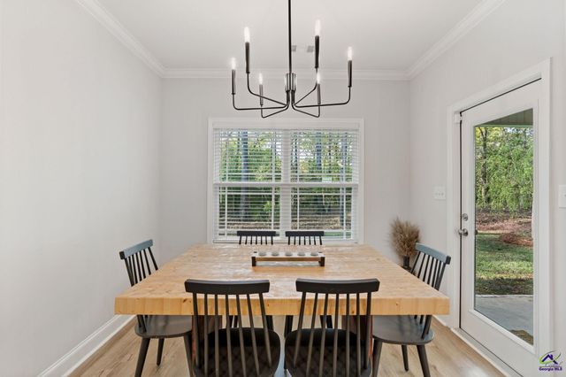 213 Otters Ridge Dr, Kathleen, GA 31047