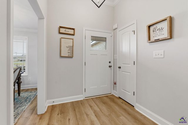 213 Otters Ridge Dr, Kathleen, GA 31047