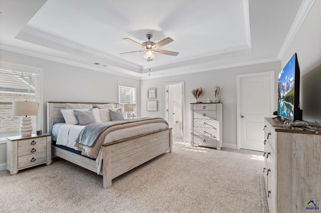 213 Otters Ridge Dr, Kathleen, GA 31047