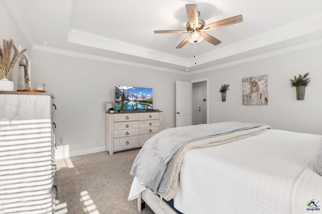 213 Otters Ridge Dr, Kathleen, GA 31047