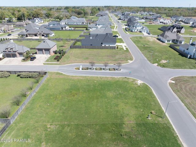 307 Gunter Grass Court, Lafayette, LA 70508