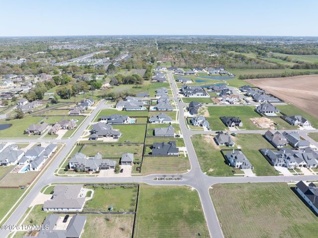 307 Gunter Grass Court, Lafayette, LA 70508