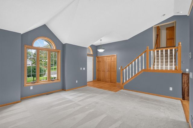 6585 Promontory Drive, Eden Prairie, MN 55346