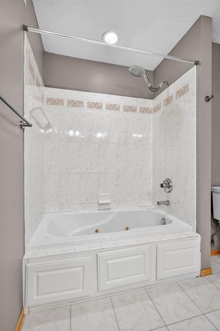 6585 Promontory Drive, Eden Prairie, MN 55346