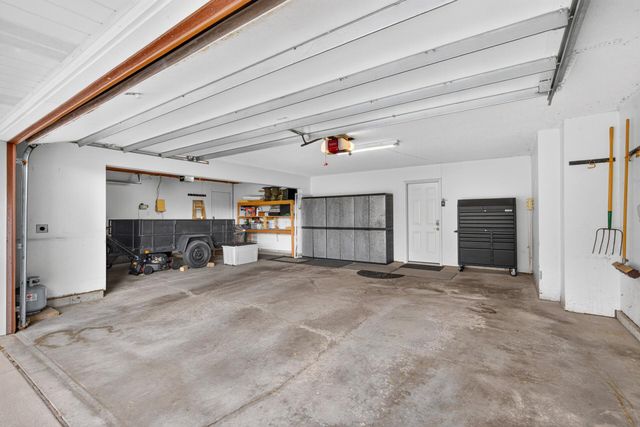 6585 Promontory Drive, Eden Prairie, MN 55346