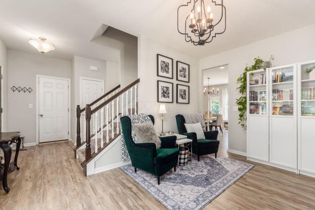 475 Alta View Village Court, Worthington, OH 43085