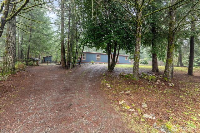 12433 Carriage Place SE, Olalla, WA 98359