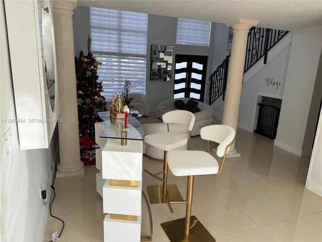 13966 SW 13th St, Miami, FL 33184