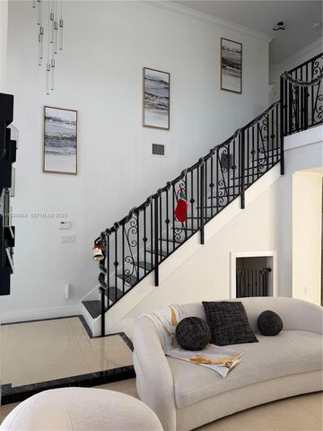 13966 SW 13th St, Miami, FL 33184