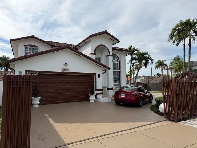 13966 SW 13th St, Miami, FL 33184