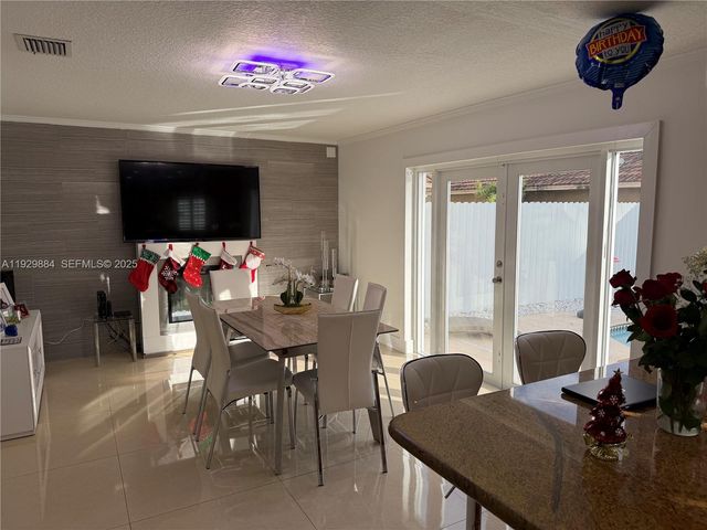 13966 SW 13th St, Miami, FL 33184