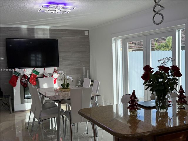 13966 SW 13th St, Miami, FL 33184