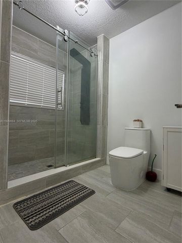 13966 SW 13th St, Miami, FL 33184