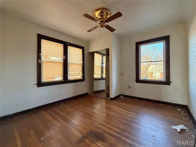 8019 Genesta Street, St Louis, MO 63123