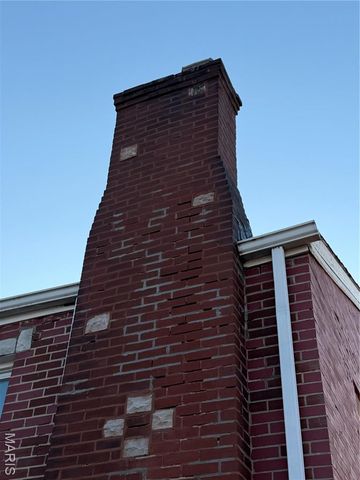 8019 Genesta Street, St Louis, MO 63123