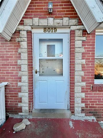 8019 Genesta Street, St Louis, MO 63123